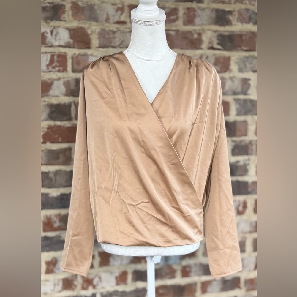 🦋 Women's Wrap-style Front Long Sleeve Top in Camel